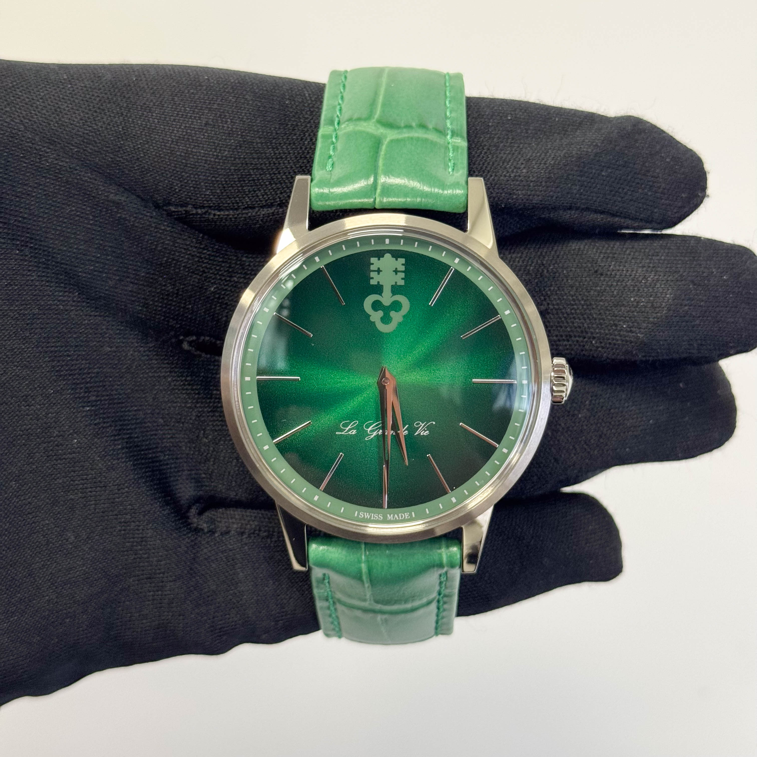 Corum Heritage 42mm Green Dial Watch Ref# 082.750.04/0057 - Happy Jewelers Fine Jewelry Lifetime Warranty