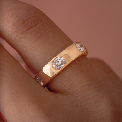 Diamond Oval Inlay Band - Happy Jewelers Fine Jewelry Lifetime Warranty