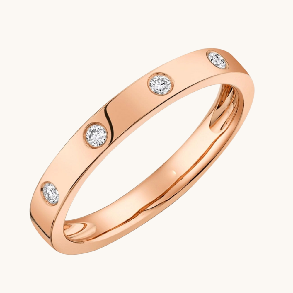 Wedding band inlaid diamonds | Beachweddingtips.com