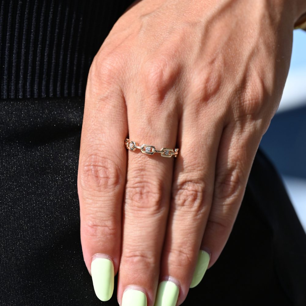 Floating Diamond Eternity Band - Happy Jewelers Fine Jewelry Lifetime Warranty