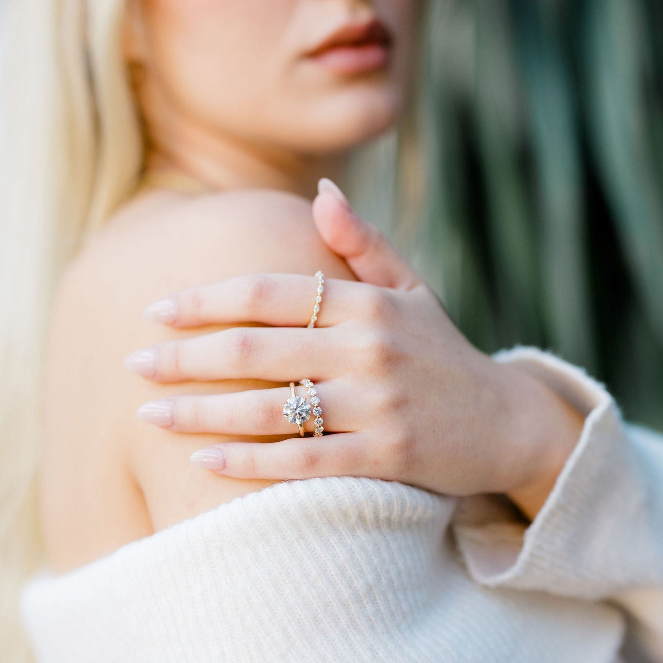 Medium Round Shared Prong Diamond Band - Happy Jewelers Fine Jewelry Lifetime Warranty