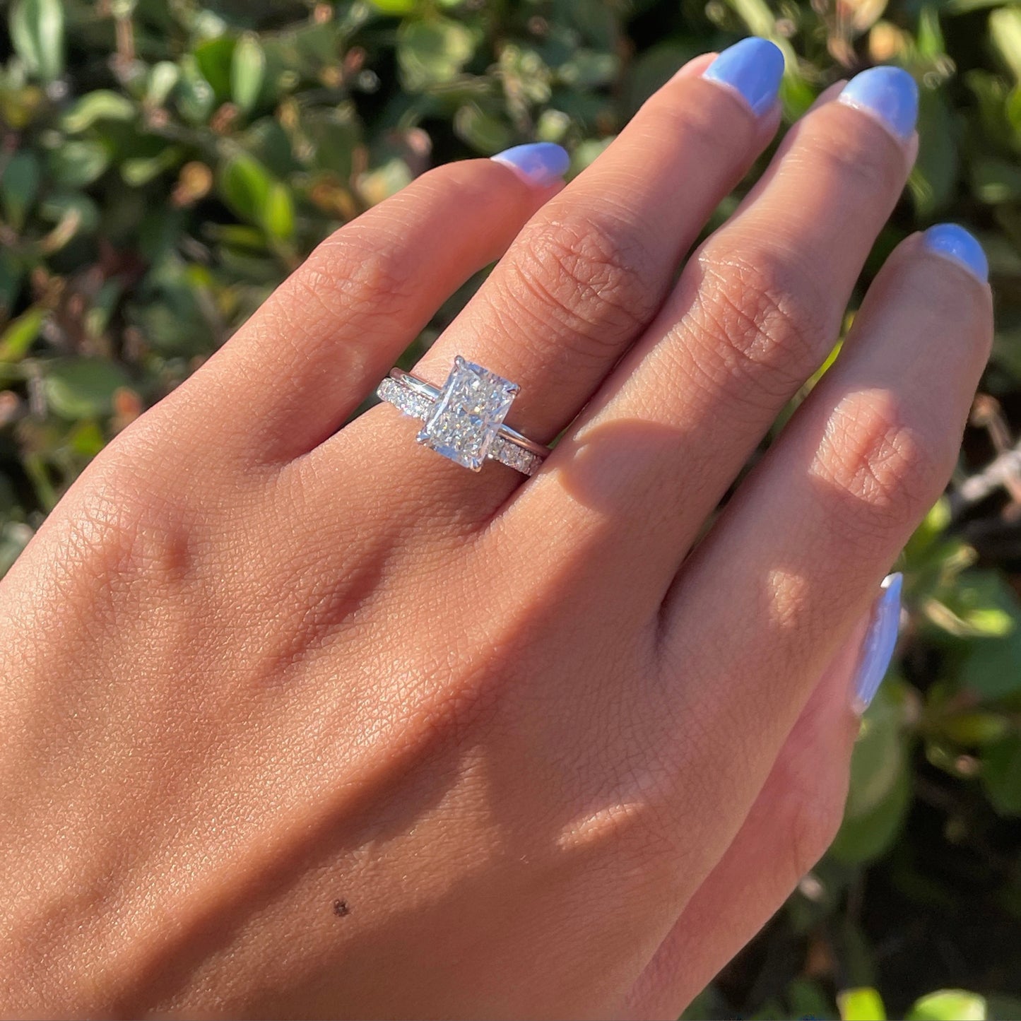 How Do I Choose the Right Band Width for My Engagement Ring? – Happy  Jewelers