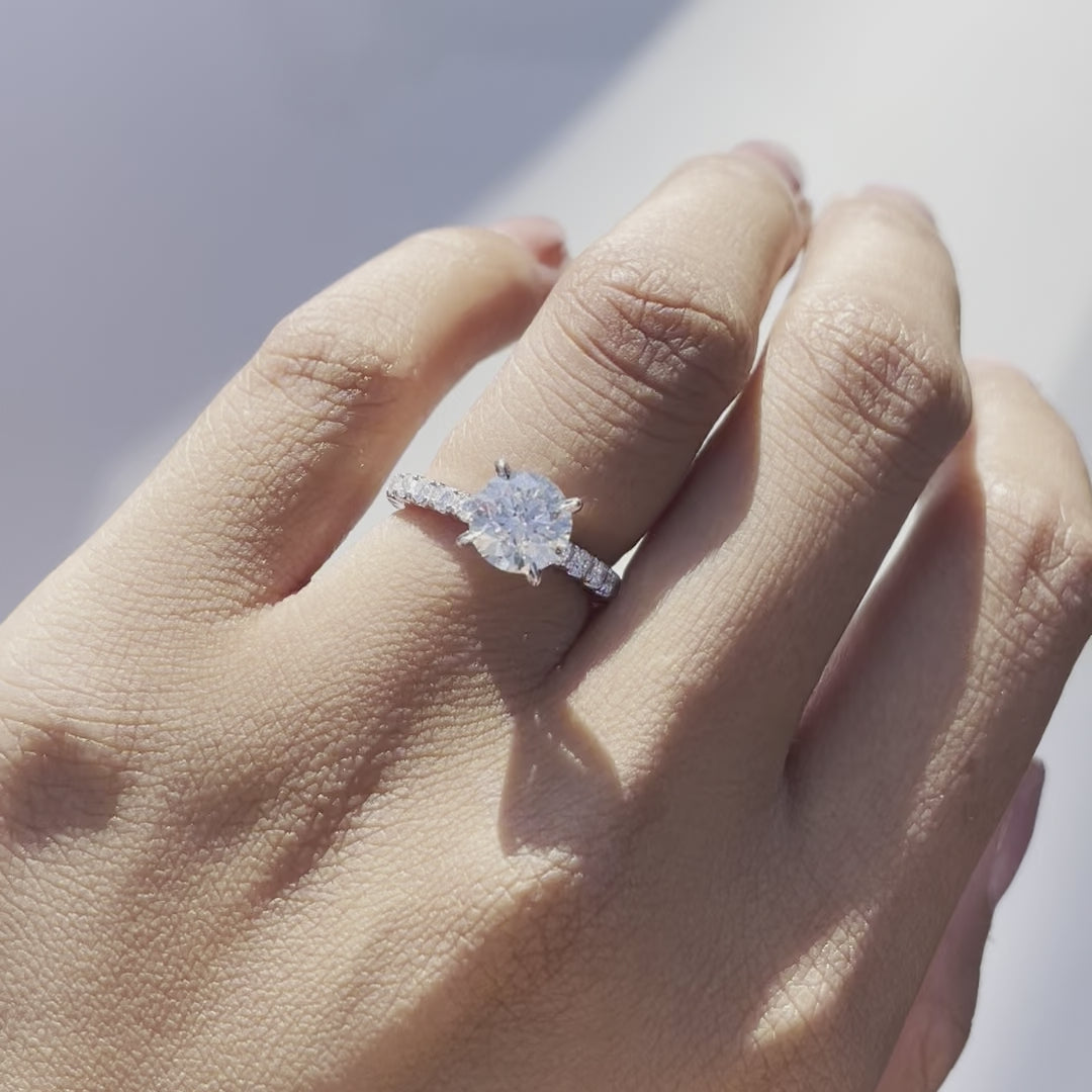 1.50 Carat Round Brilliant Cut Natural Diamond Engagement Ring