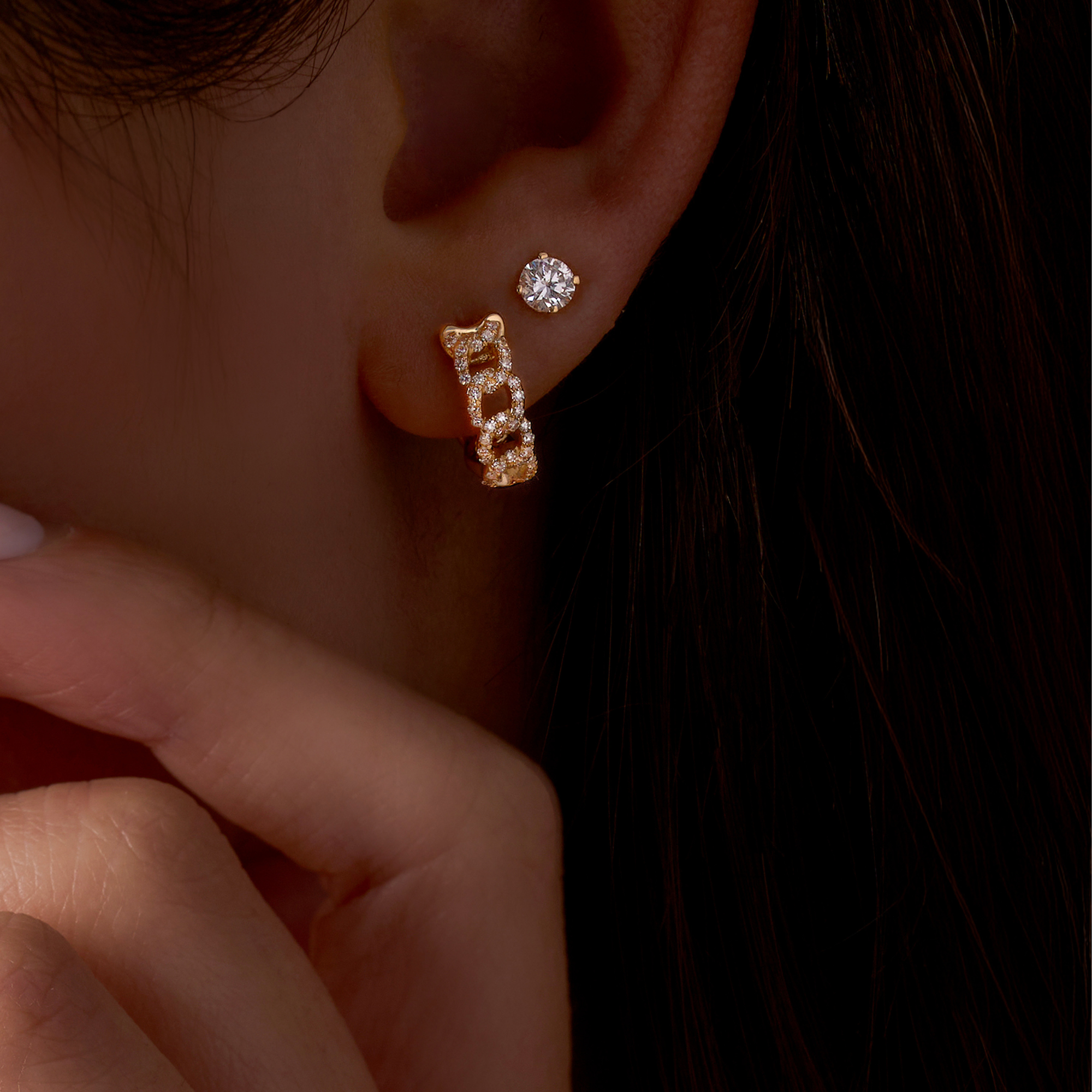 The Gianni Diamond Chain Huggie Earrings - Happy Jewelers Fine Jewelry Lifetime Warranty