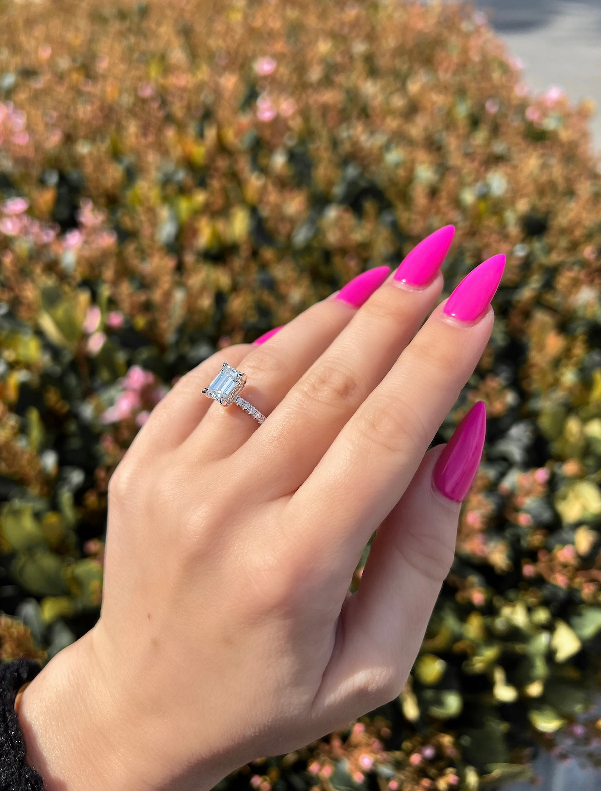 Amazon.com: AIMAOMI Women Engagement Ring Inlaid Zircon Bridal Wedding Band  Elegant Jewellery Promise Ring Anniversary Ring (Hot Pink, 11) : Clothing,  Shoes & Jewelry