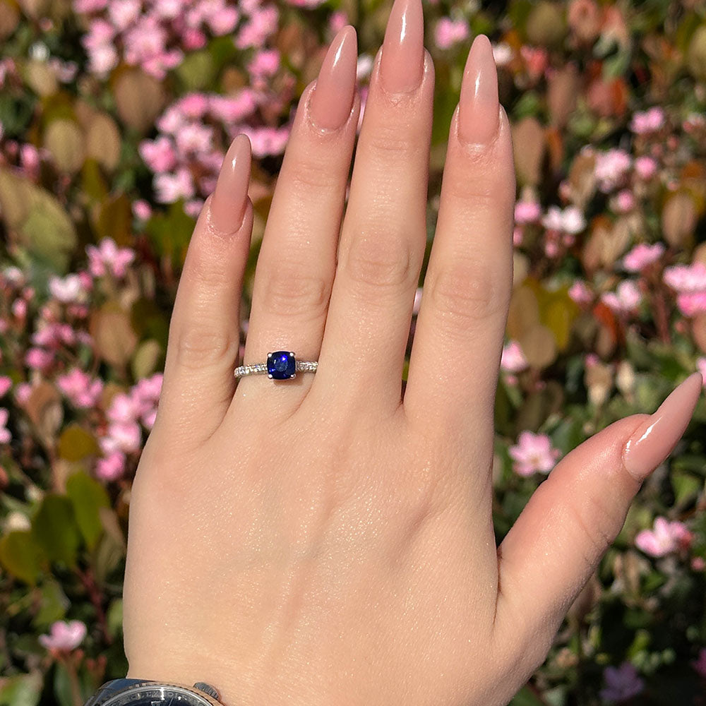 Round Sapphire Ring - Happy Jewelers Fine Jewelry Lifetime Warranty