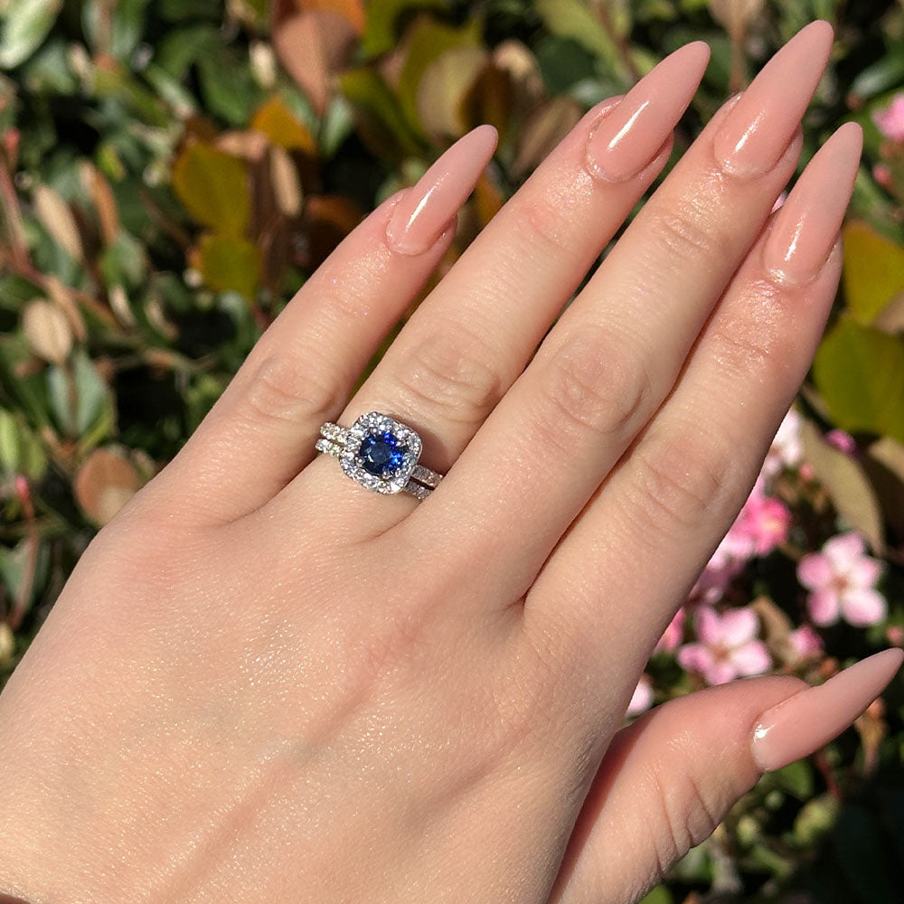 Round Sapphire Ring with Halo - Happy Jewelers Fine Jewelry Lifetime Warranty