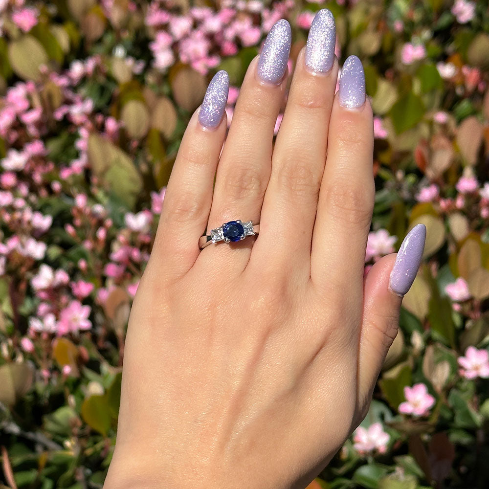 3 Stone Round Sapphire Ring - Happy Jewelers Fine Jewelry Lifetime Warranty