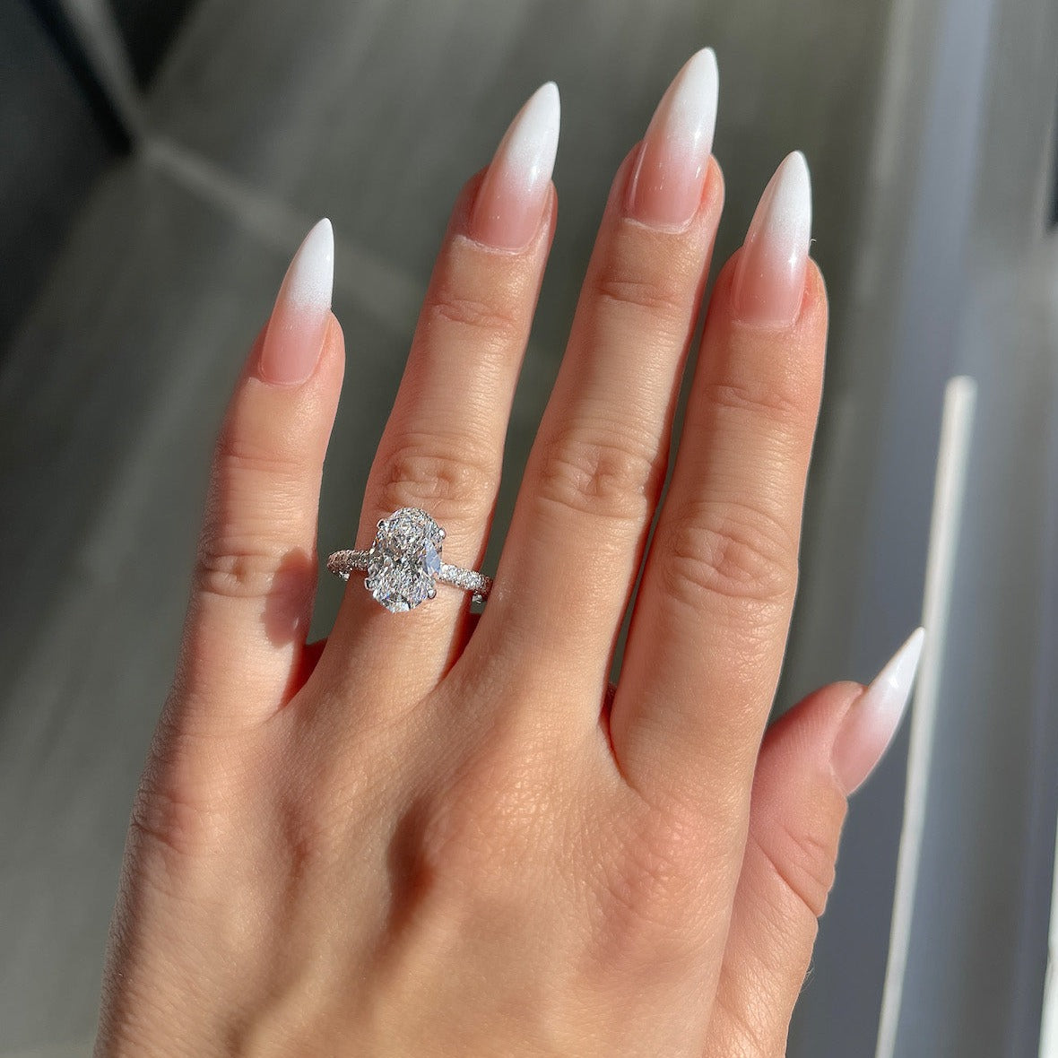 Luminesce Lab Grown 18ct White Gold 1 Carat Diamond Oval Halo Ring –  Luminesce Diamonds