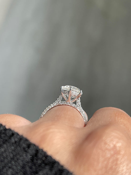 Engagement Ring Wednesday | 2.01 Round Brilliant Diamond - Happy Jewelers Fine Jewelry Lifetime Warranty