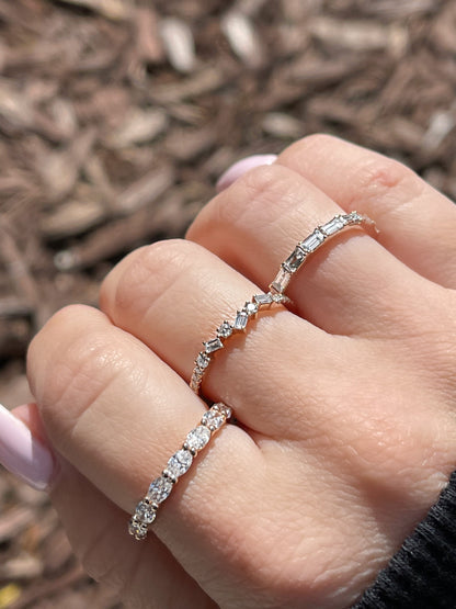 Sideways Diamond Oval Band - Happy Jewelers Fine Jewelry Lifetime Warranty