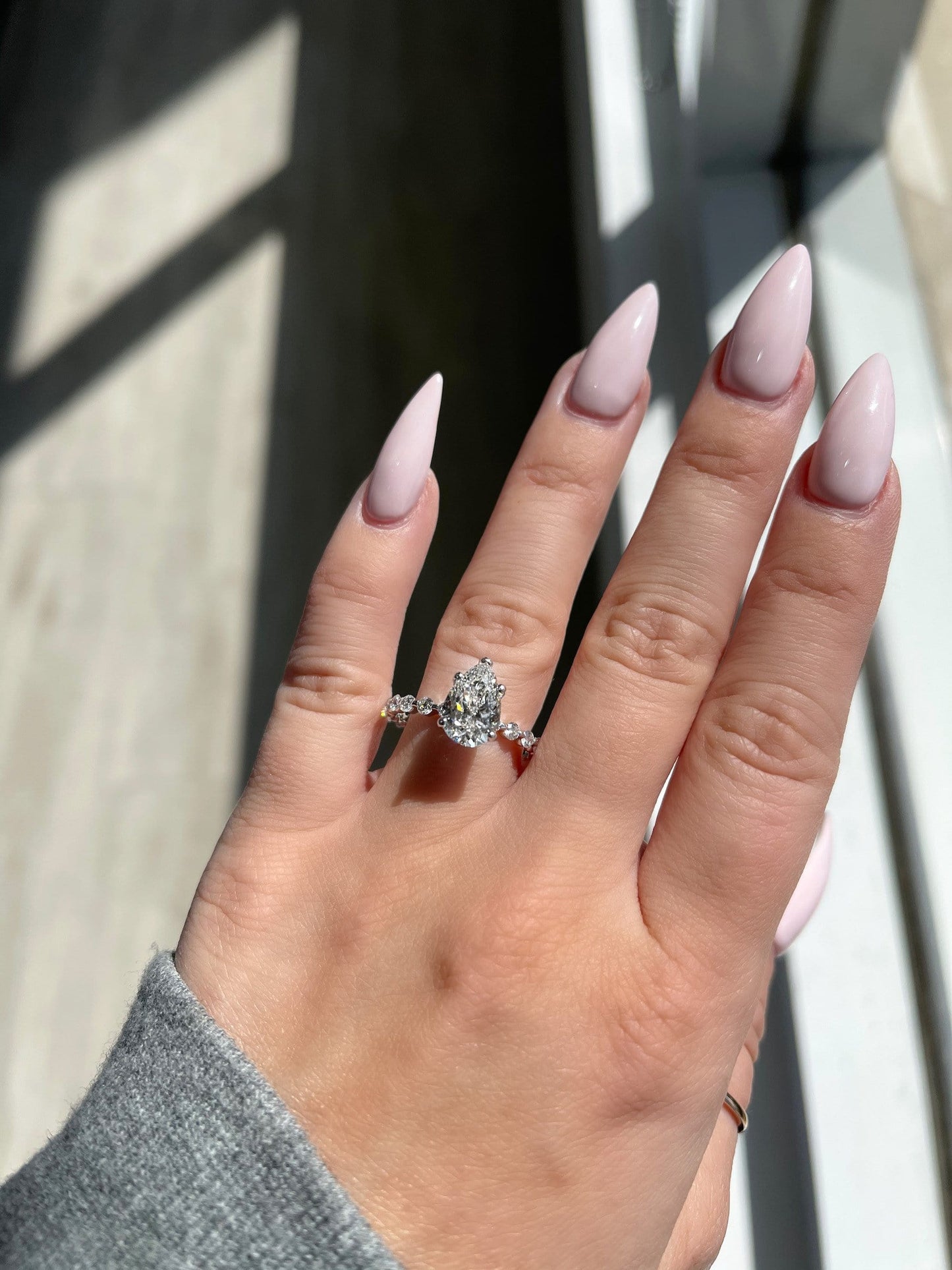 Load image into Gallery viewer, Engagement Ring Wednesday | 2.02 Pear G Color SI1 Clarity - Happy Jewelers Fine Jewelry Lifetime Warranty
