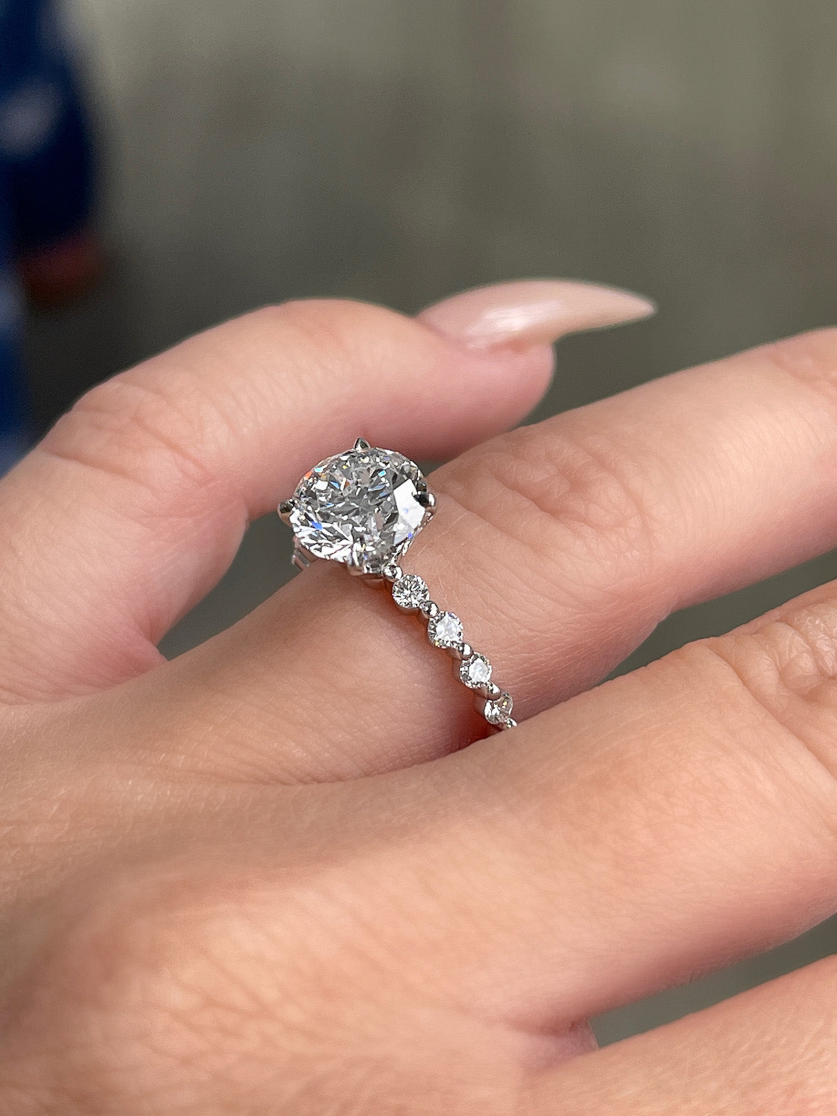Load image into Gallery viewer, Engagment Ring Wednesday | 2.00 Round Brilliant Diamond | Shared Prong Setting - Happy Jewelers Fine Jewelry Lifetime Warranty
