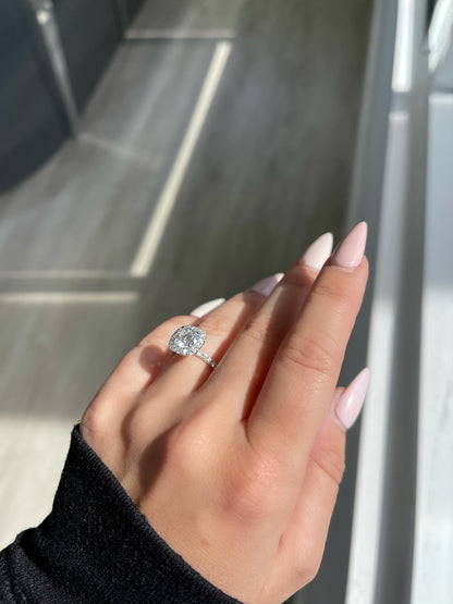 1.68 Round Brilliant Diamond D color SI2 clarity | Engagement Ring Wednesday - Happy Jewelers Fine Jewelry Lifetime Warranty