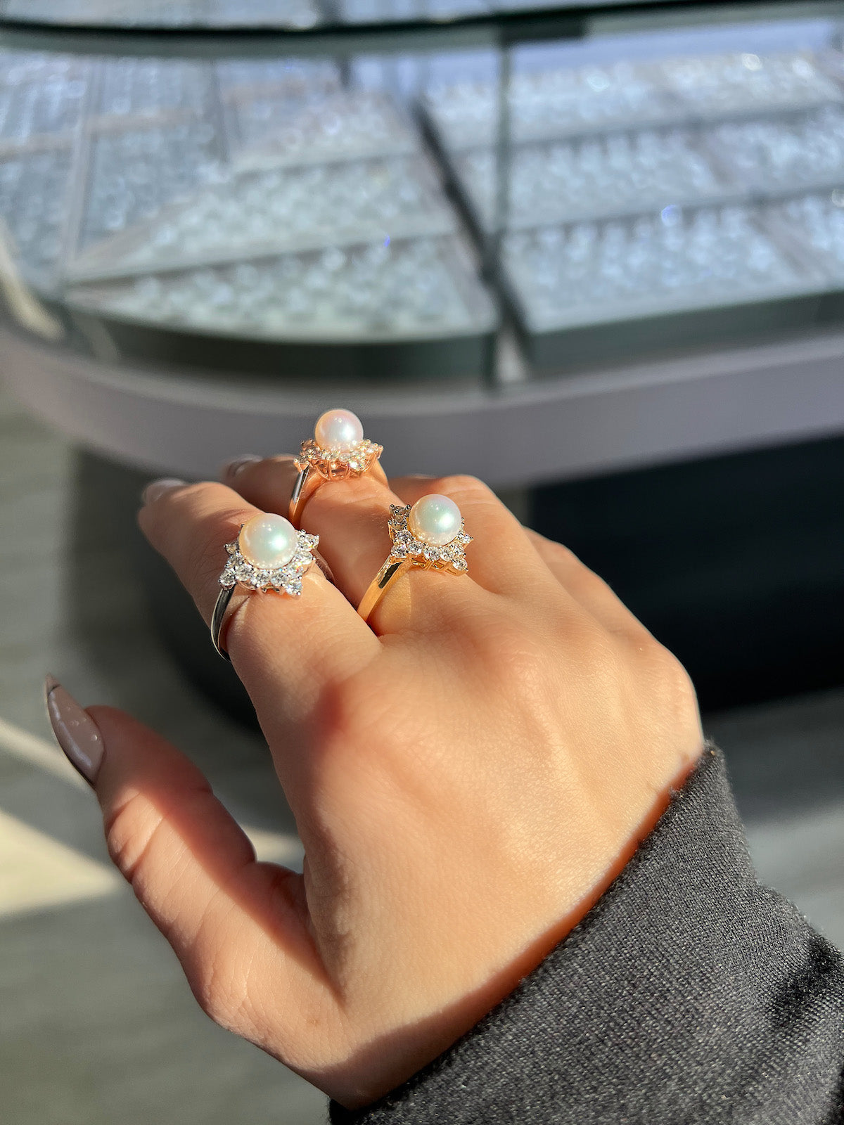 Gold pearl ring with diamonds Clearance